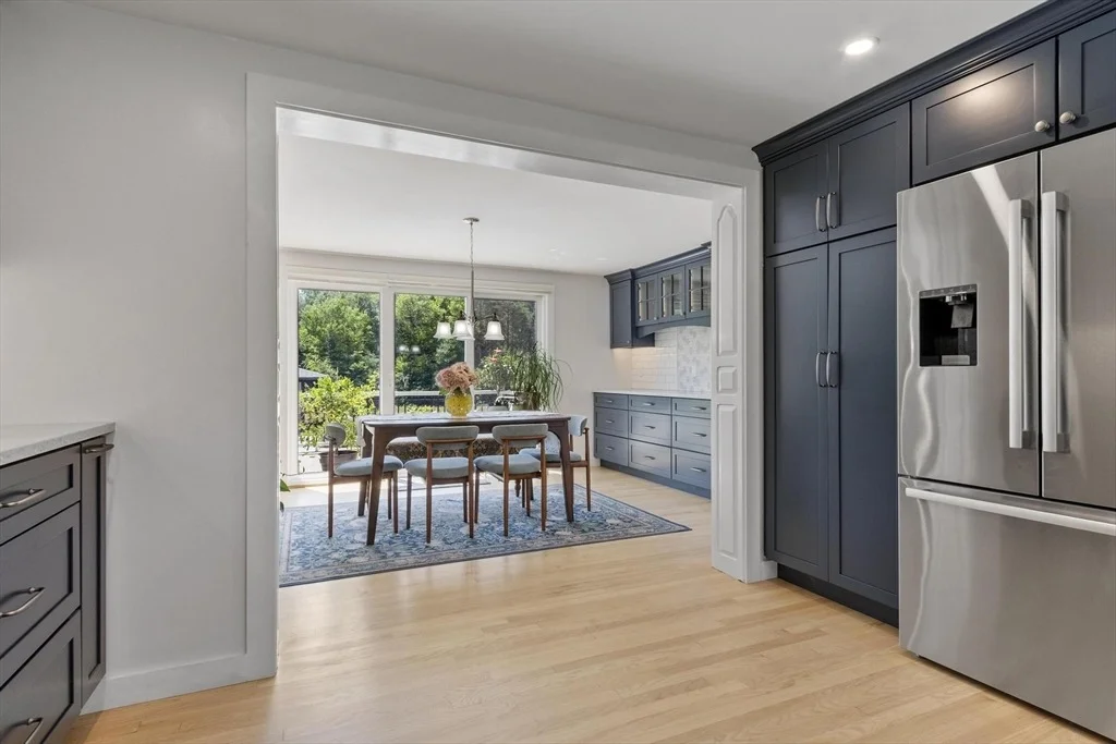 Photo of 467 Loring Road