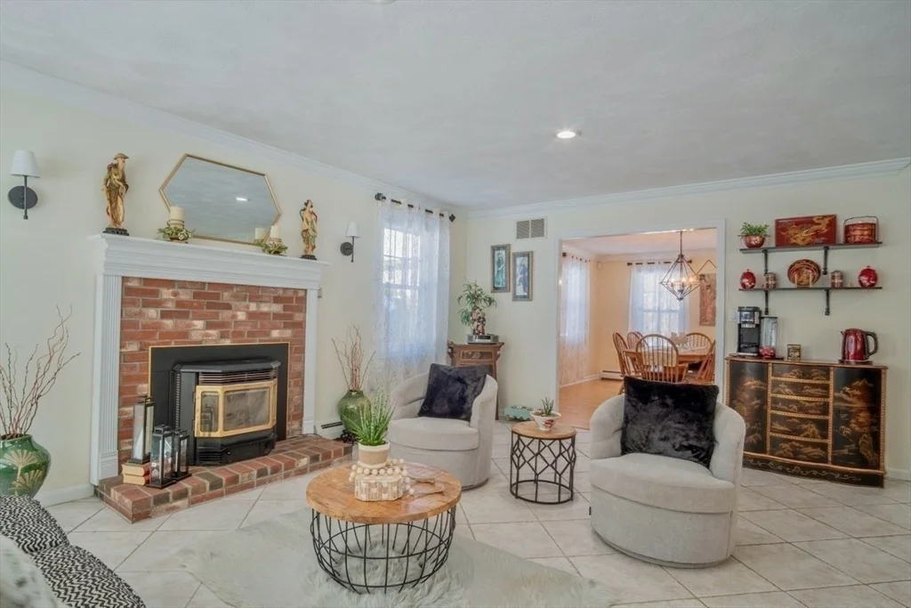 Photo of 17 Ice Pond Drive