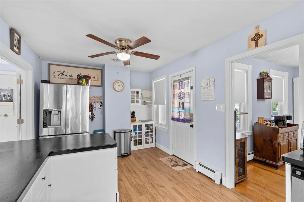 Photo of 209 Main St