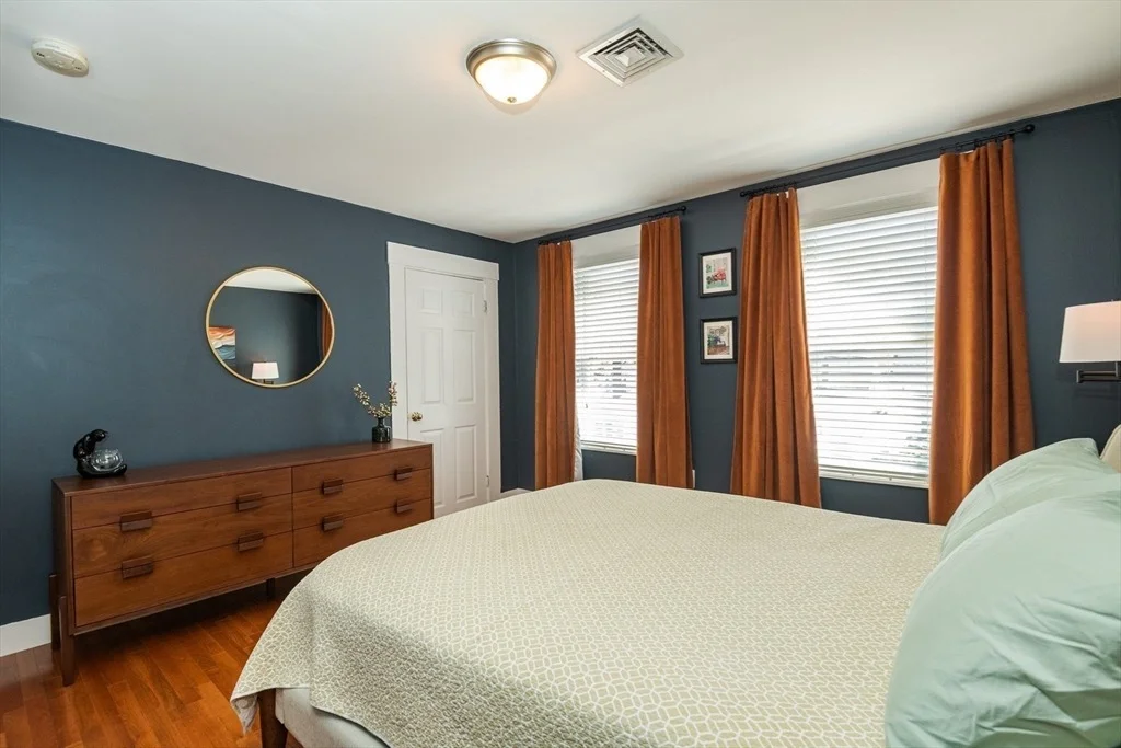 Photo of 3 Pond Street