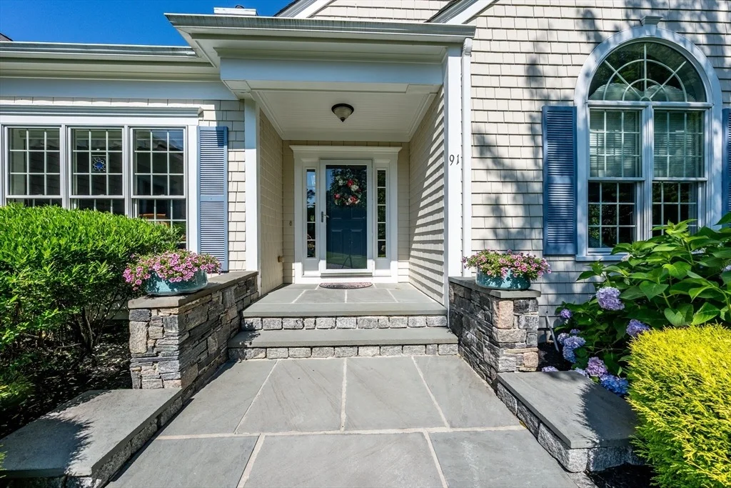 Photo of 91 Acadia Dr