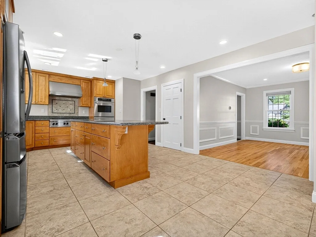 Photo of 14 Buckmaster Dr
