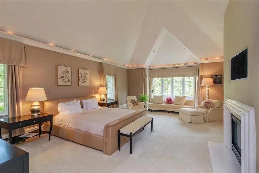 Photo of 18 Longmeadow Drive