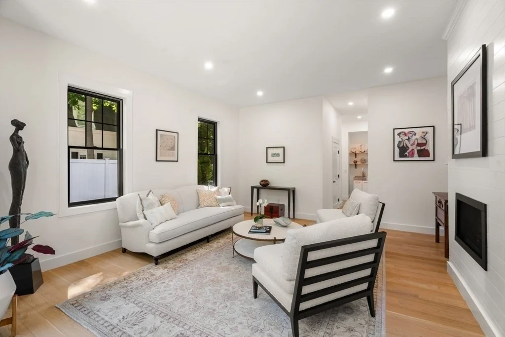 Photo of 283 Walnut Street