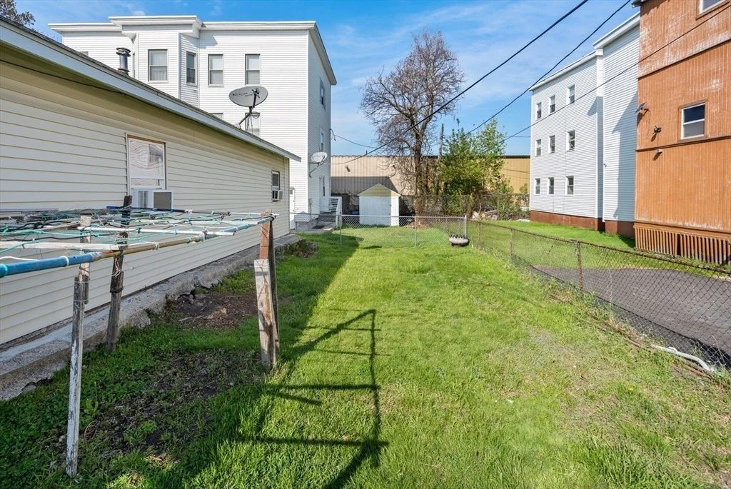Photo of 155 Grand St
