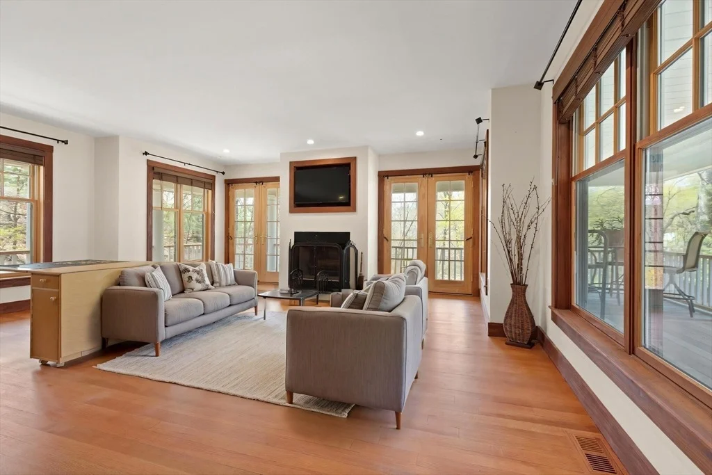 Photo of 28 Boathouse Ln