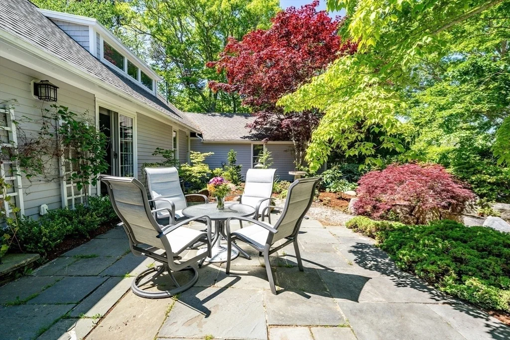 Photo of 96 Greensward Rd