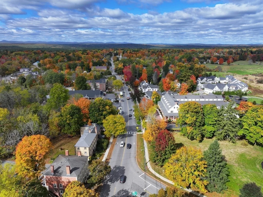 Photo of 15 Oriole Dr