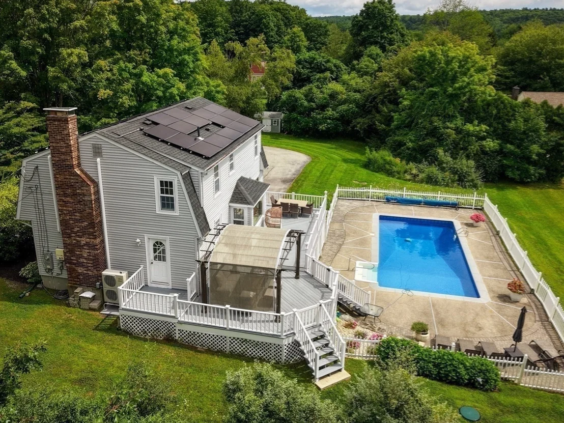 Photo of 118 Mendon Rd