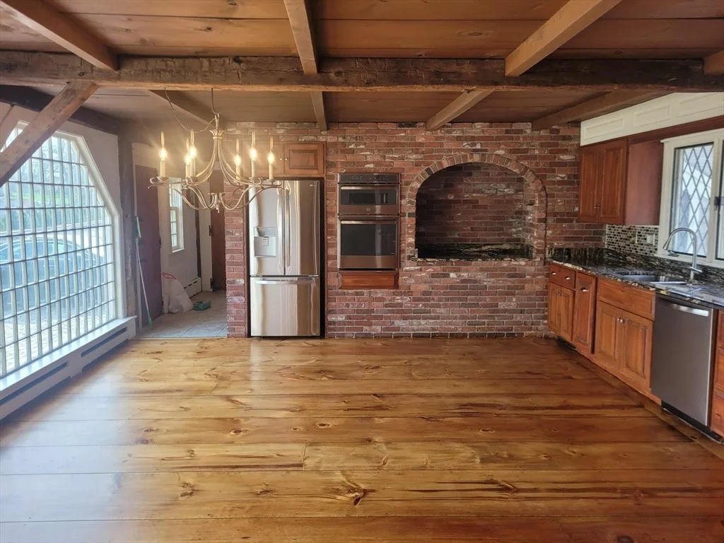Photo of 143 Pine Hill Rd