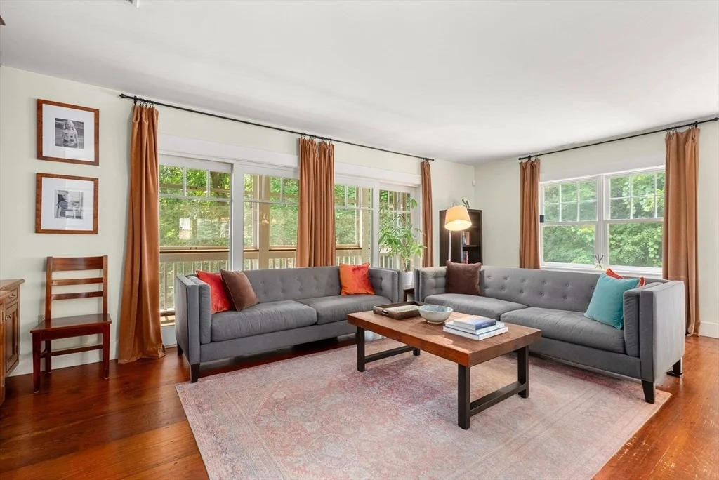 Photo of 32 Intervale Rd