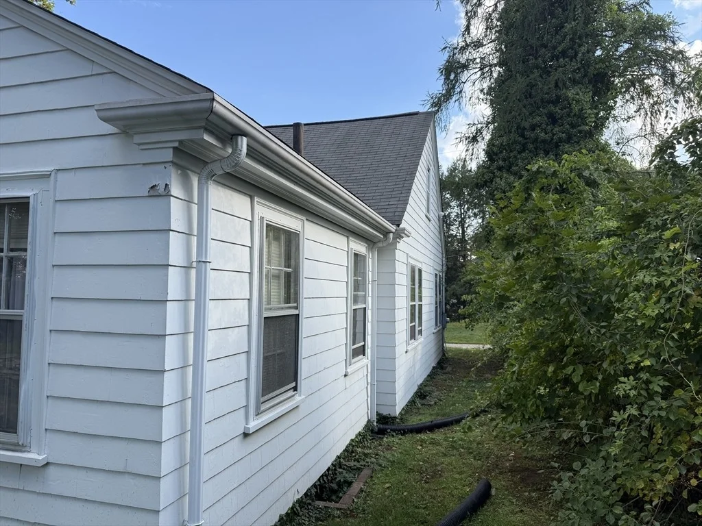 Photo of 60 Upland Rd