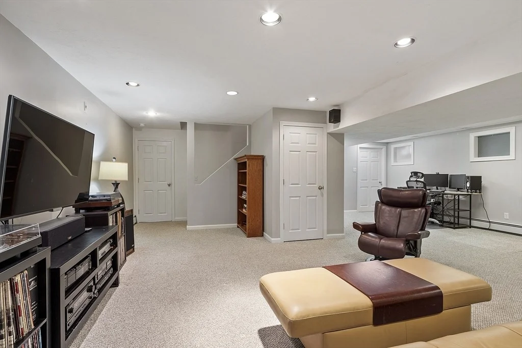 Photo of 4 Sinbad Ln