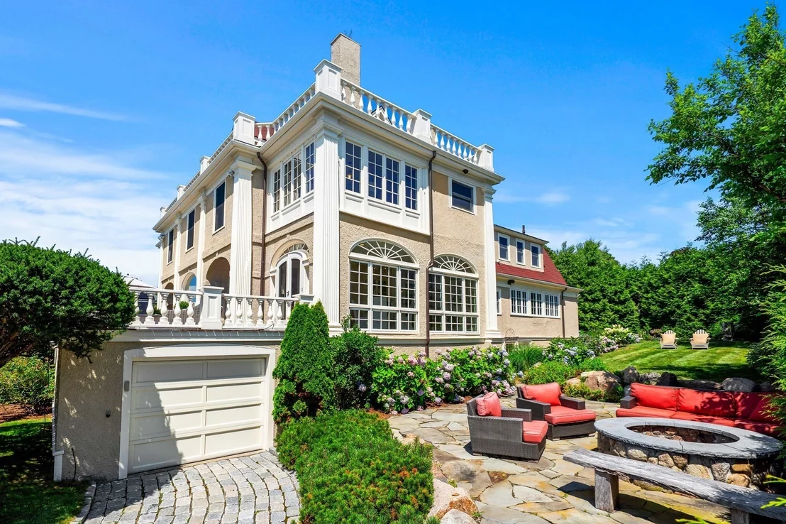 Photo of 31 Shore Rd.