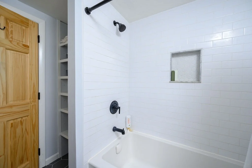 Photo of 27 Chestnut Rd