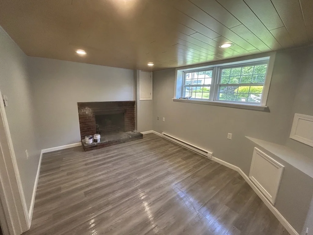 Photo of 9 Cricket Dr