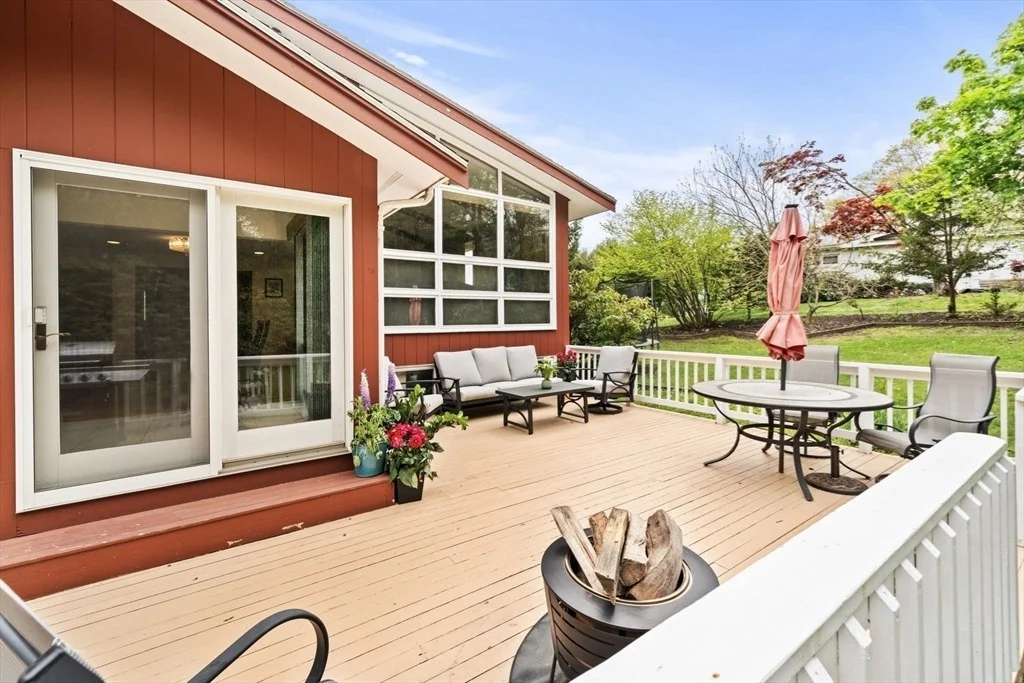 Photo of 1 Hemlock Dr