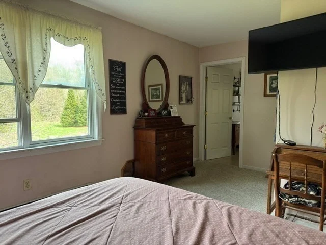 Photo of 703 Brattleboro Rd