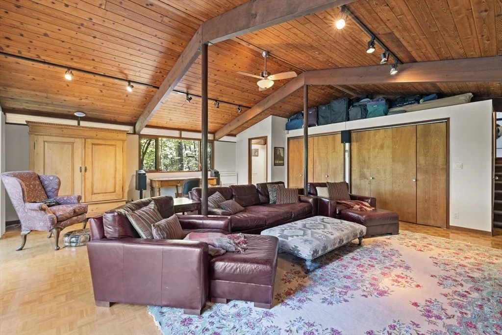 Photo of 7 Carmel Circle