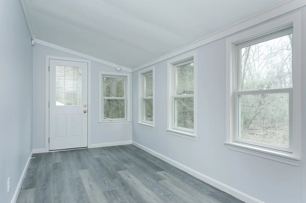 Photo of 41 Oak Crest Road