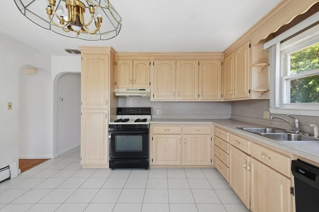 Photo of 7 Dewey Avenue