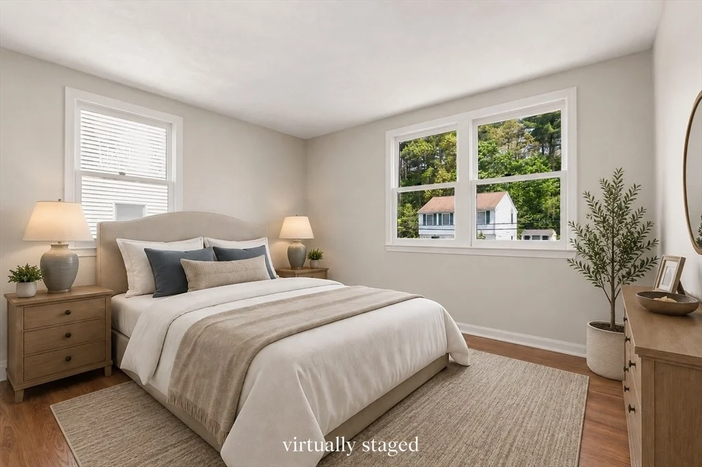 Photo of 54 Long Dr