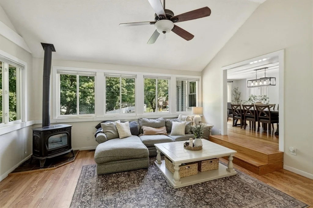 Photo of 75 Clematis Rd
