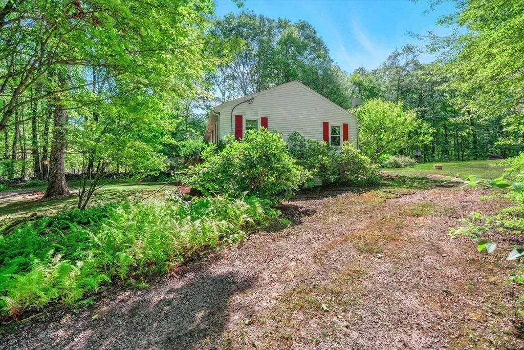 Photo of 35 Perry St