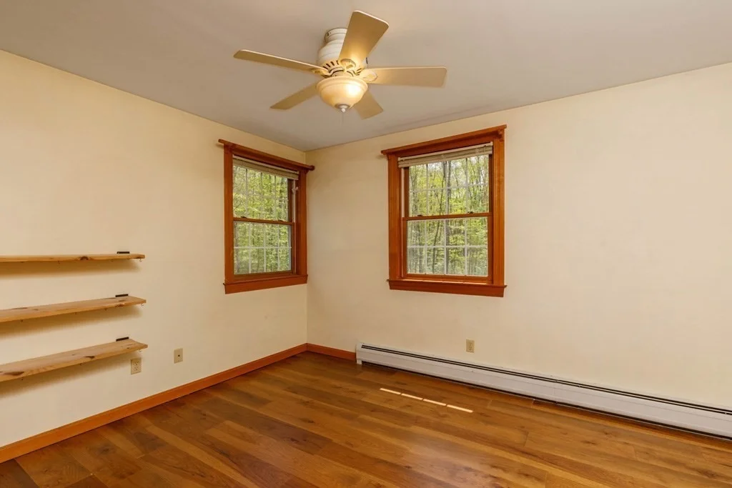 Photo of 1478 Conant Road