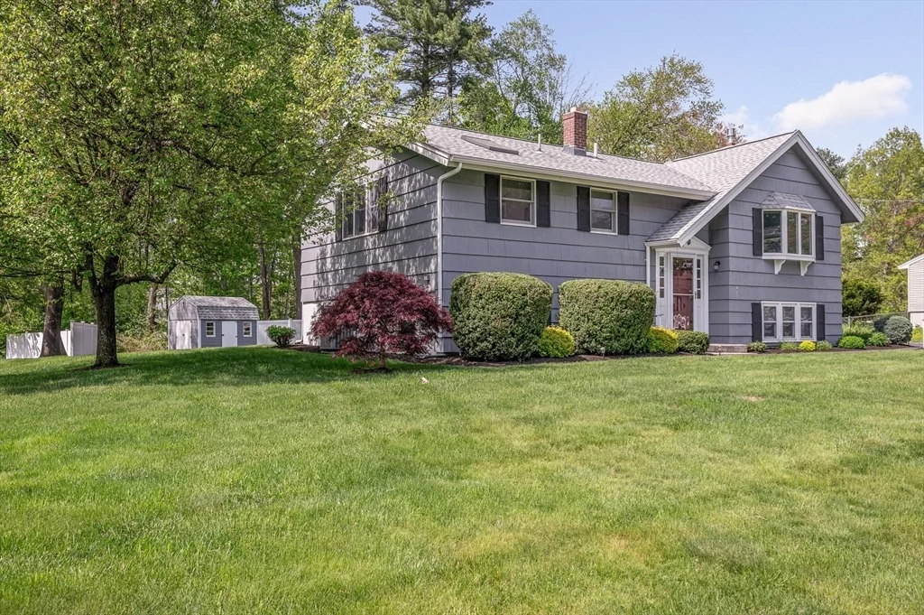 Photo of 83 Mullen Ln