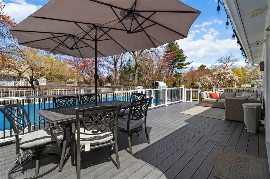 Photo of 27 Sun Valley Dr