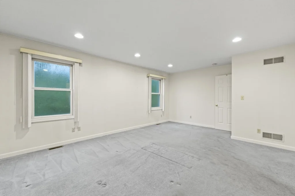 Photo of 72 Ida Lane