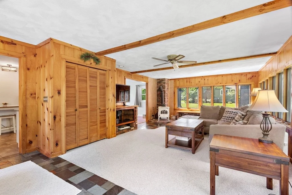 Photo of 472 Coronation Drive