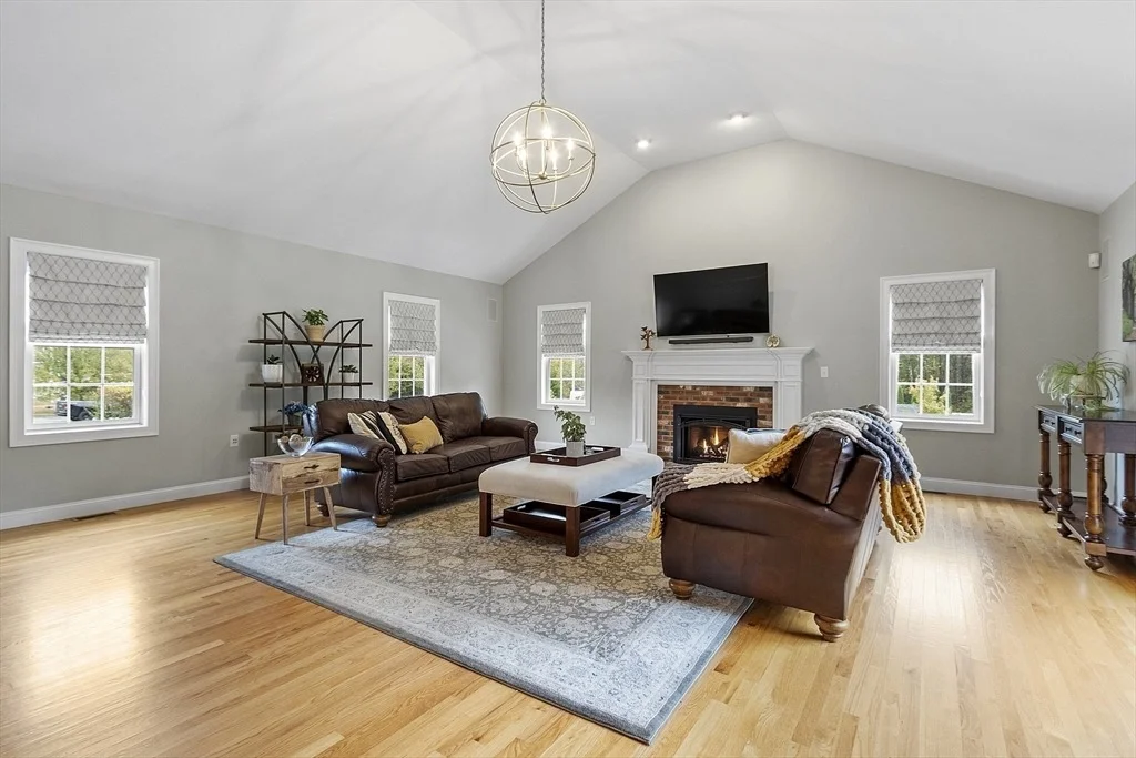 Photo of 13 Sawin Drive