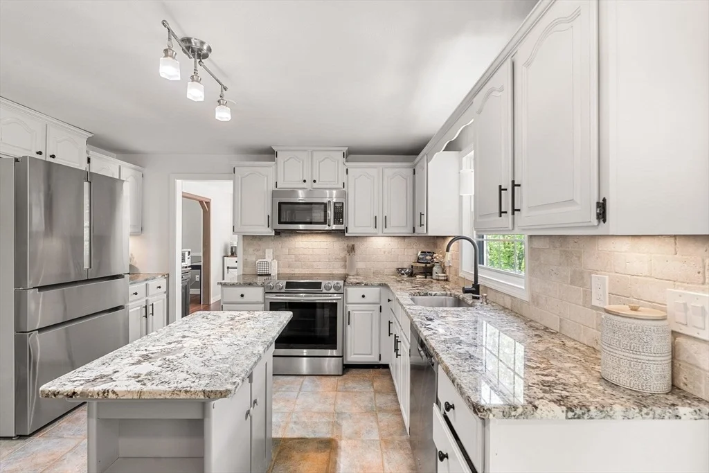 Photo of 12 Rainbow Cir