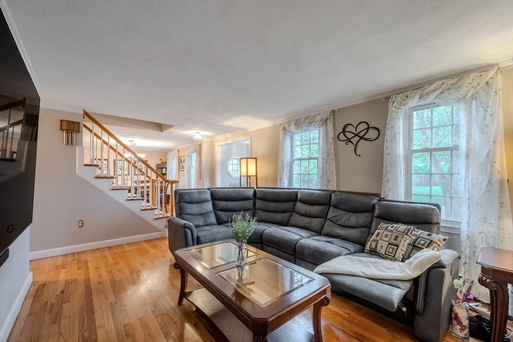 Photo of 12 Jefferson Rd