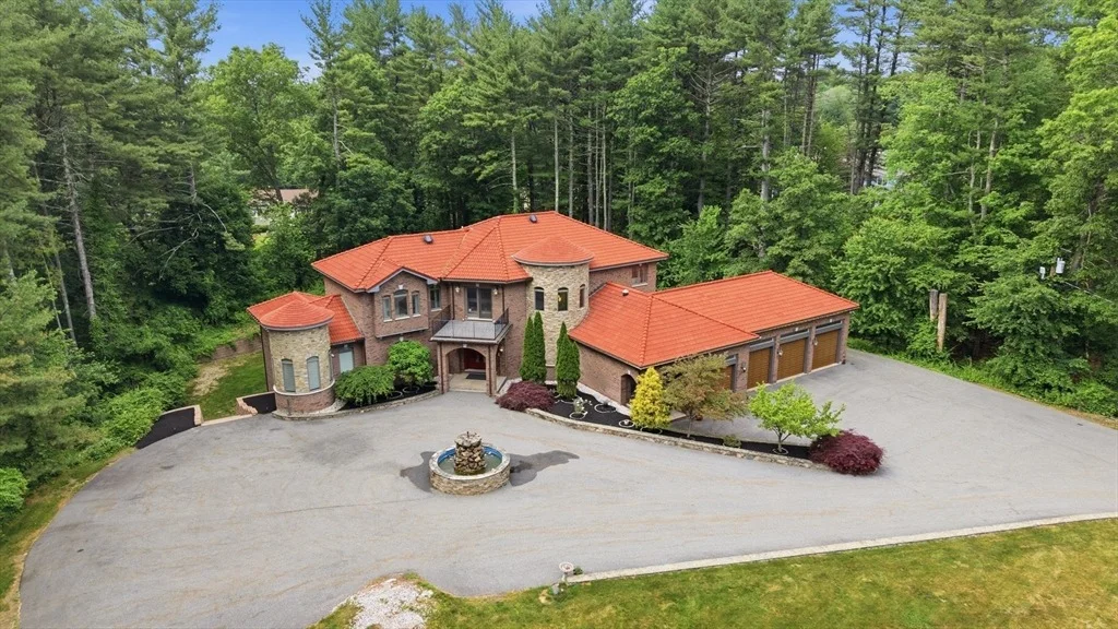 Photo of 8 Janice Ave