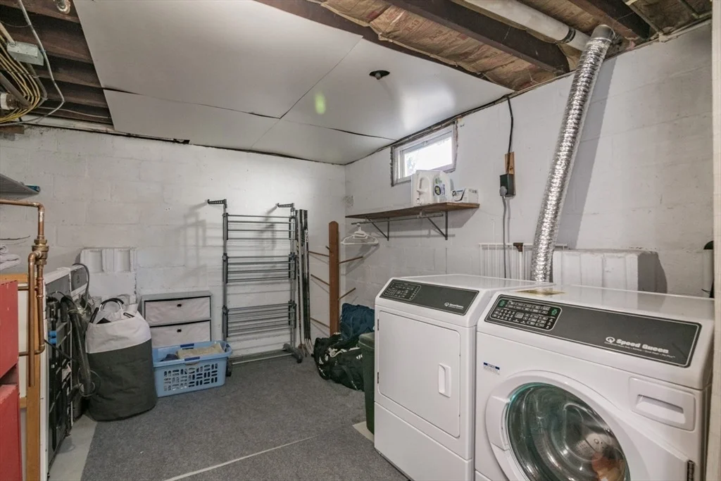 Photo of 77 Lindbergh Blvd