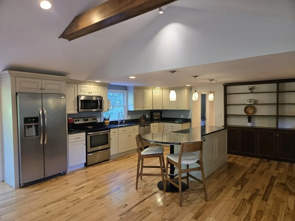 Photo of 8 Park Ln