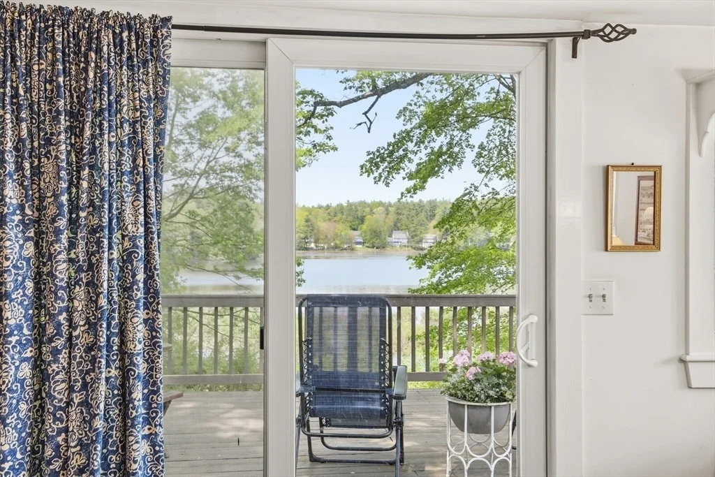 Photo of 44 Sandy Pond Rd