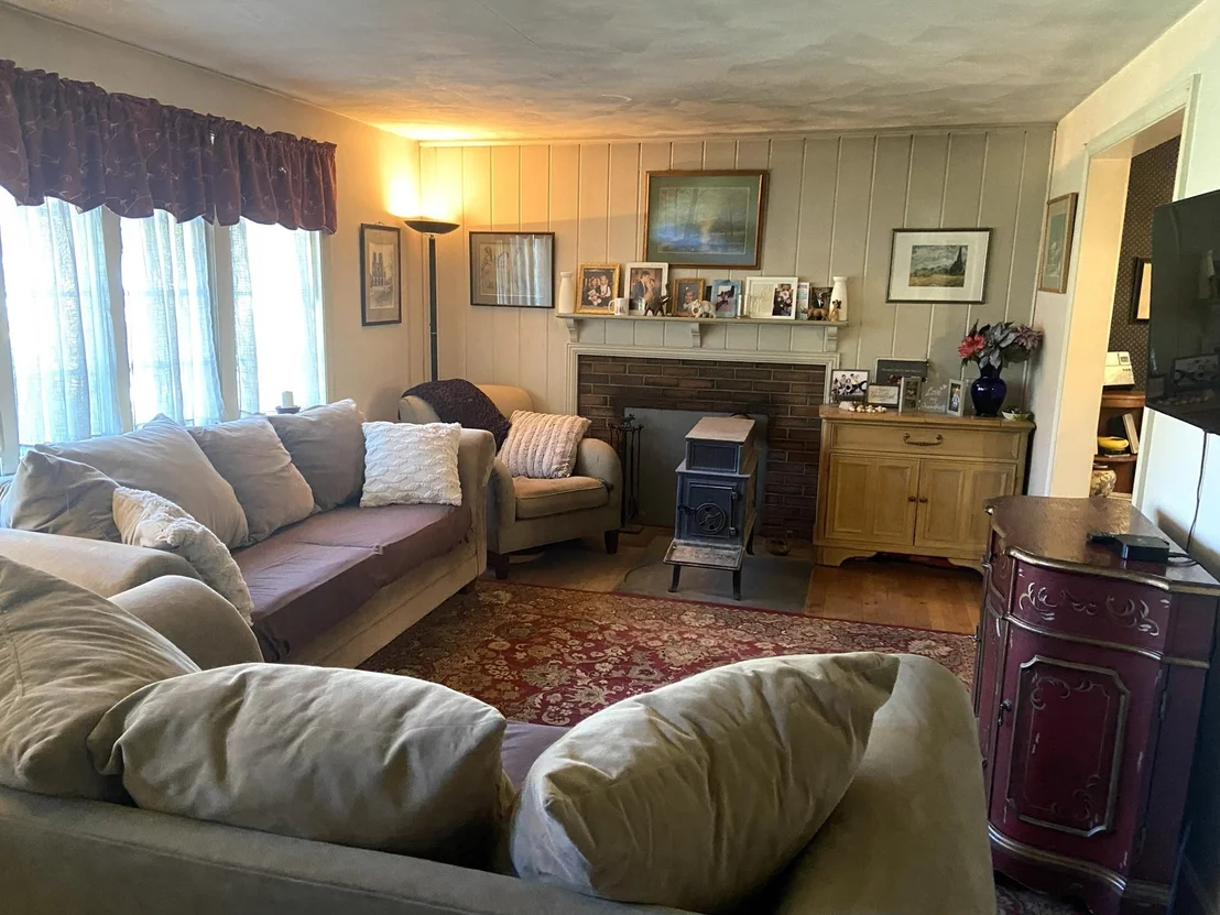 Photo of 84 Hillside Drive