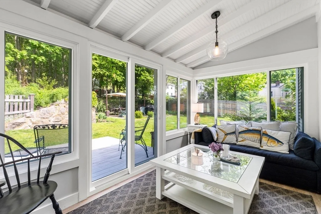 Photo of 387 Western Avenue