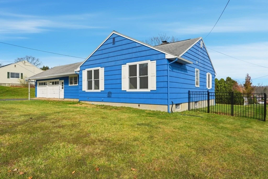 Photo of 565 Williams Street