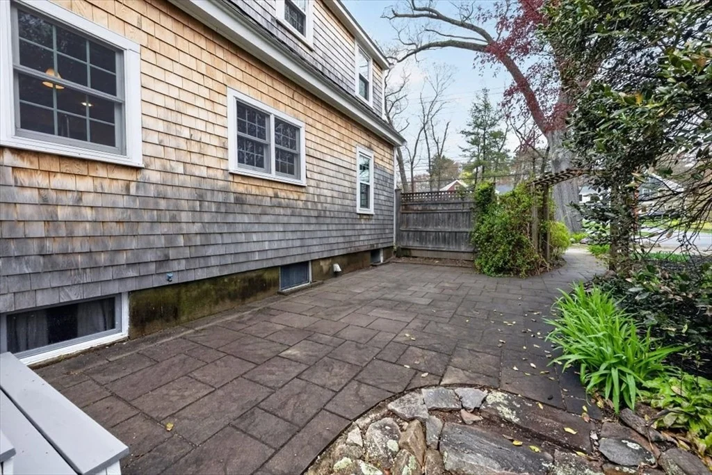 Photo of 87 Ward Street
