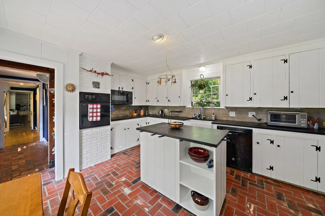 Photo of 128 Whitford Cir