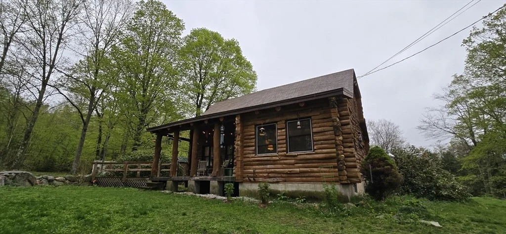 Photo of 250 Athol Rd