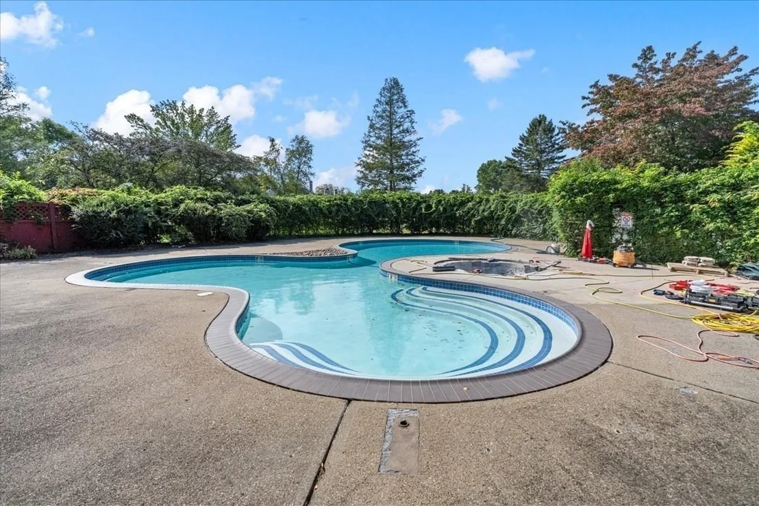 Photo of Unit 10 at 10 Floret Cir