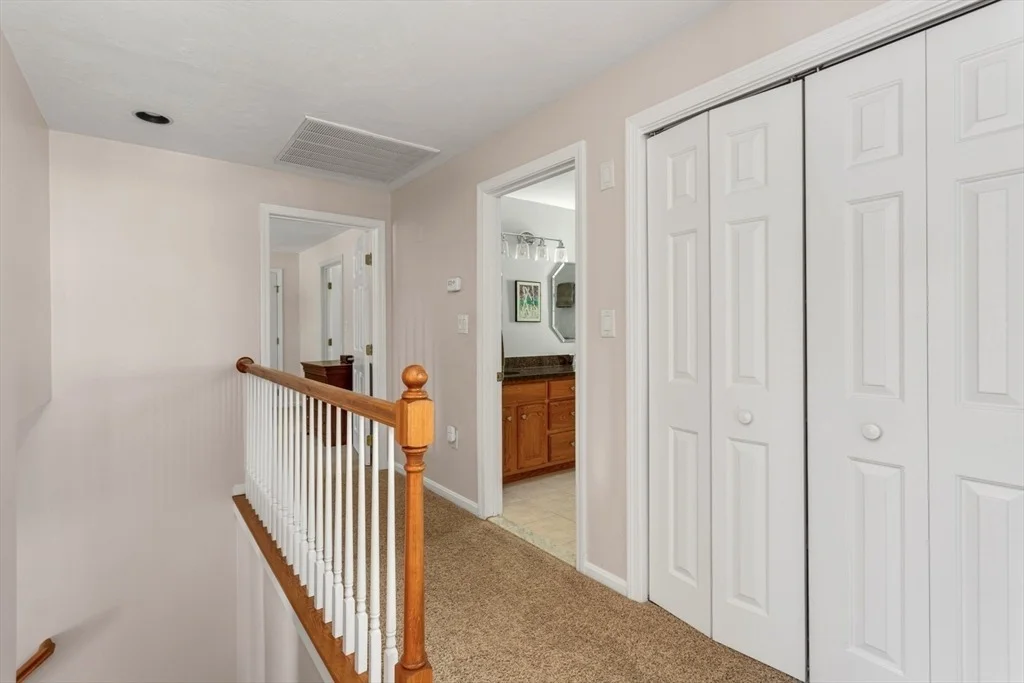 Photo of 48 Skyline Dr