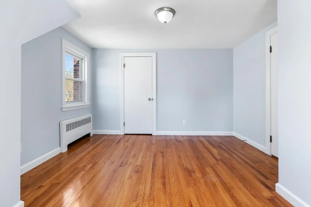 Photo of 61 Bay State Rd