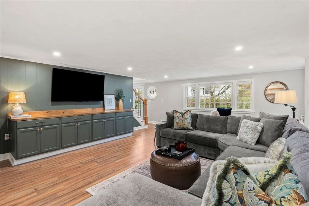 Photo of 92 Moffatt Rd